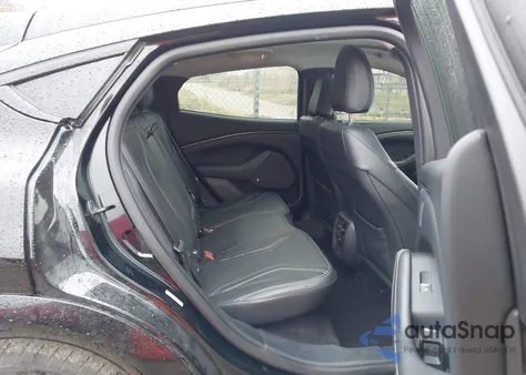 2022 Ford Mustang Mach-E Premium из США, поврежденный, VIN 3FMTK3SU8NMA49035